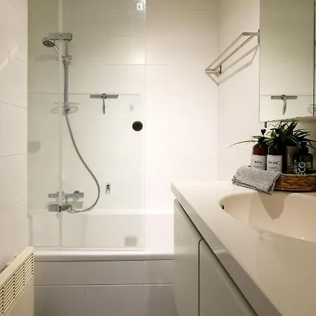 Location Commodore * אוסטנדה